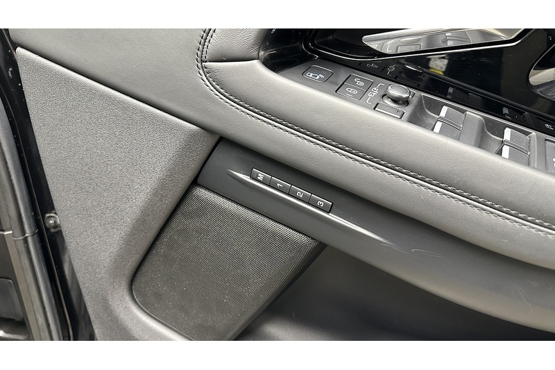 Used Land Rover Range Rover Evoque 2019 for sale - 77096781: Photo 32