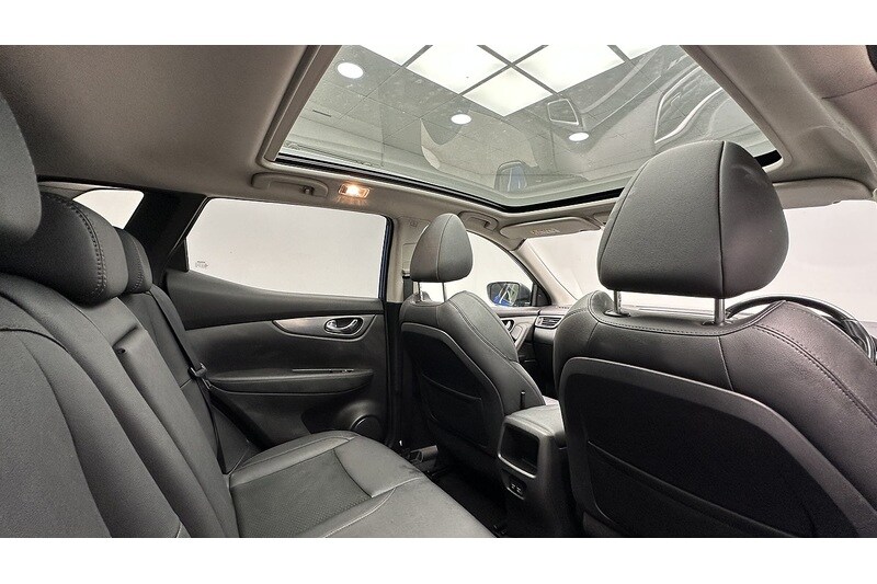 Used Nissan Qashqai for sale - 77337600: Photo 30