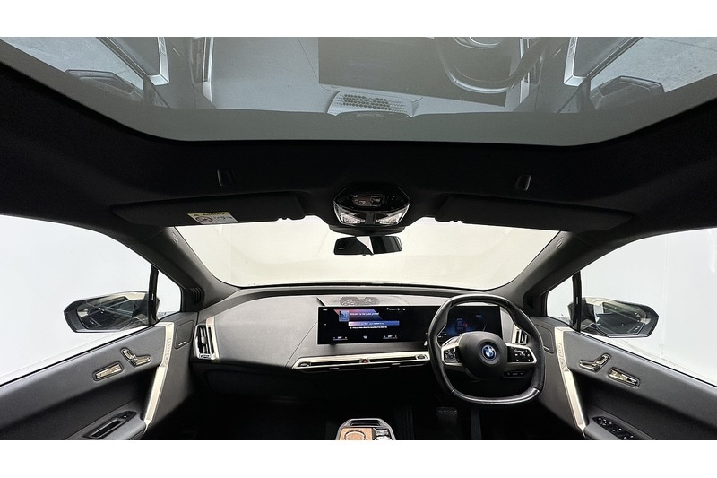 Used BMW iX 2021 for sale - 77681348: Photo 2