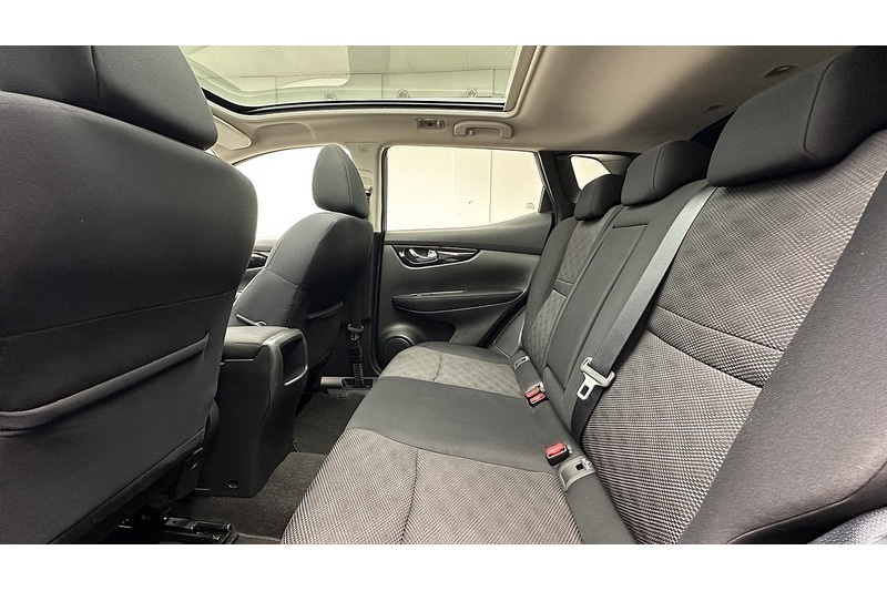 Used Nissan Qashqai 2015 for sale - 76910747: Photo 25