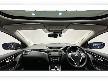 Used Nissan Qashqai 2015 for sale - 76910747: Photo