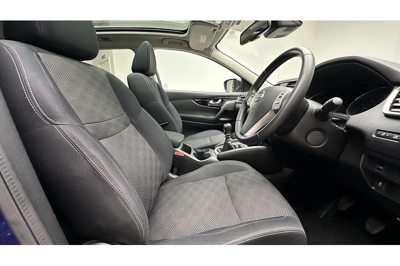 Used Nissan Qashqai 2015 for sale - 76910747: Photo 31