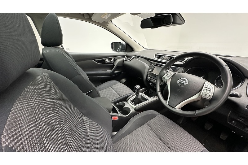 Used Nissan Qashqai 2015 for sale - 76910747: Photo 32