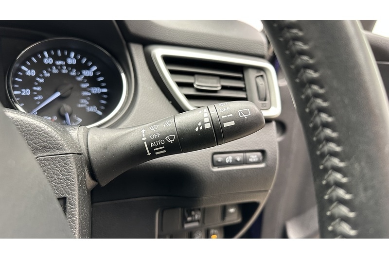 Used Nissan Qashqai 2015 for sale - 76910747: Photo 40