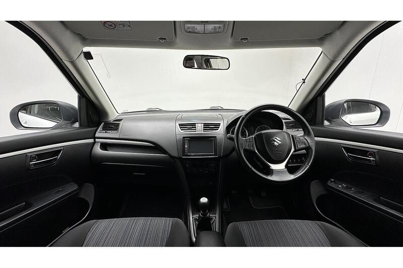 Used Suzuki Swift 2017 for sale - 76784530: Photo 2