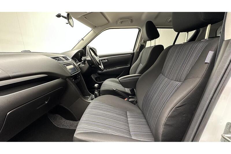 Used Suzuki Swift 2017 for sale - 76784530: Photo 21