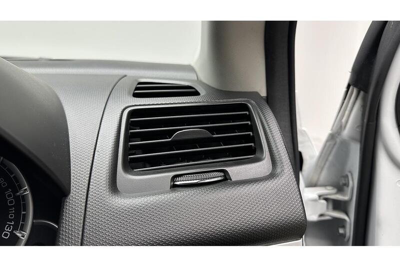 Used Suzuki Swift 2017 for sale - 76784530: Photo 32