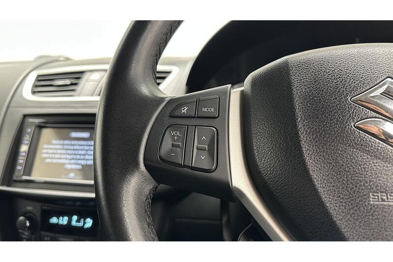 Used Suzuki Swift 2017 for sale - 76784530: Photo 36