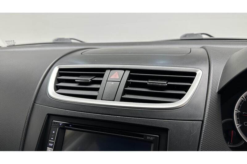 Used Suzuki Swift 2017 for sale - 76784530: Photo 40