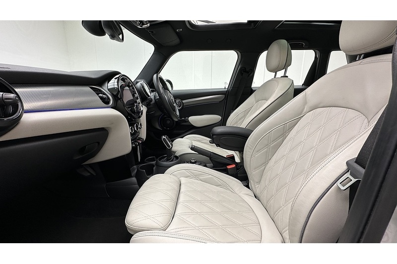 Used MINI Hatch 2022 for sale - 76896596: Photo 21