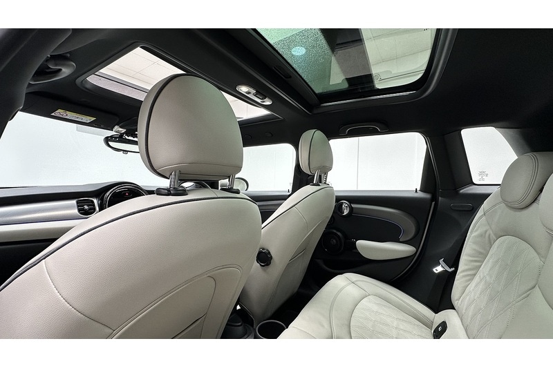 Used MINI Hatch 2022 for sale - 76896596: Photo 28