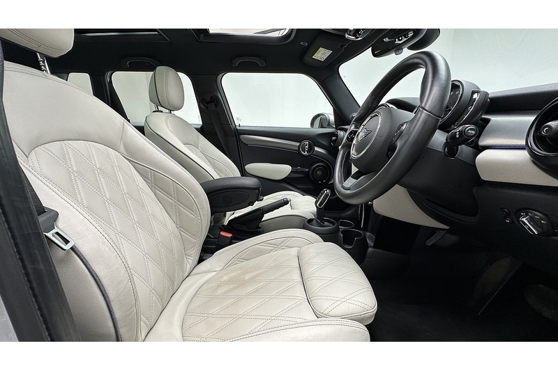 Used MINI Hatch 2022 for sale - 76896596: Photo 32