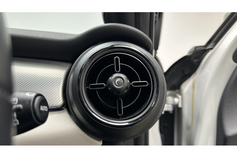 Used MINI Hatch 2022 for sale - 76896596: Photo 39