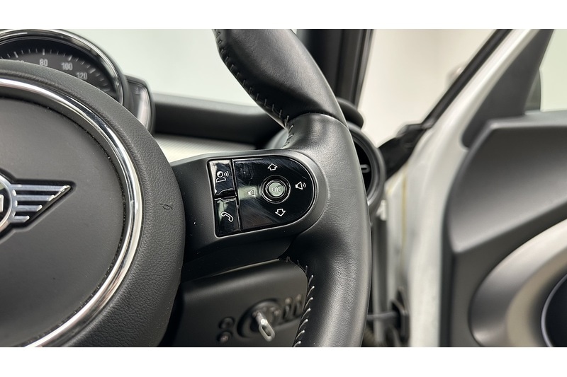 Used MINI Hatch 2022 for sale - 76896596: Photo 44