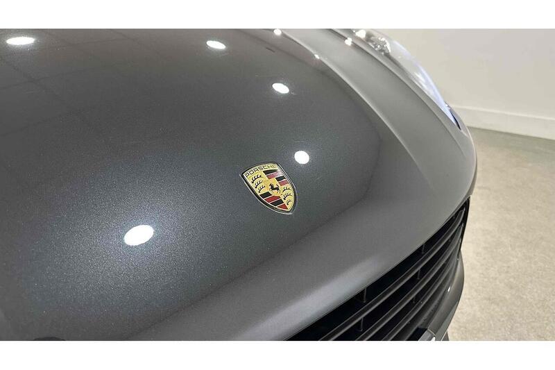 Used Porsche Macan 2019 for sale - 76784556: Photo 19