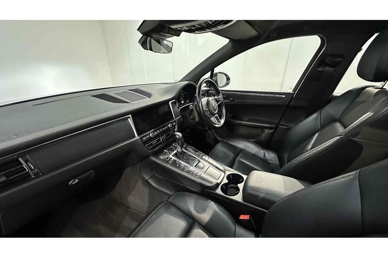 Used Porsche Macan 2019 for sale - 76784556: Photo 21
