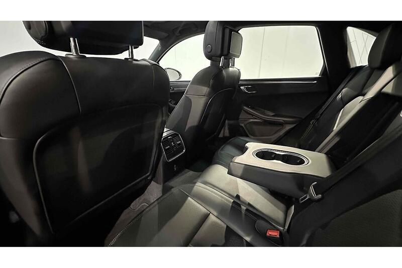 Used Porsche Macan 2019 for sale - 76784556: Photo 26