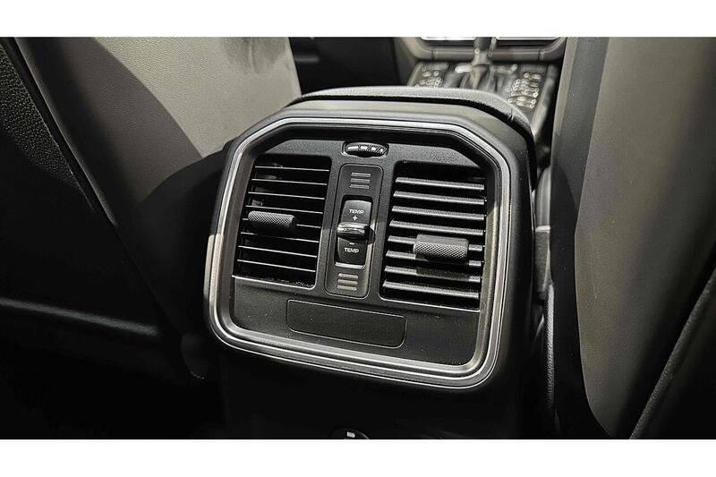 Used Porsche Macan 2019 for sale - 76784556: Photo 31