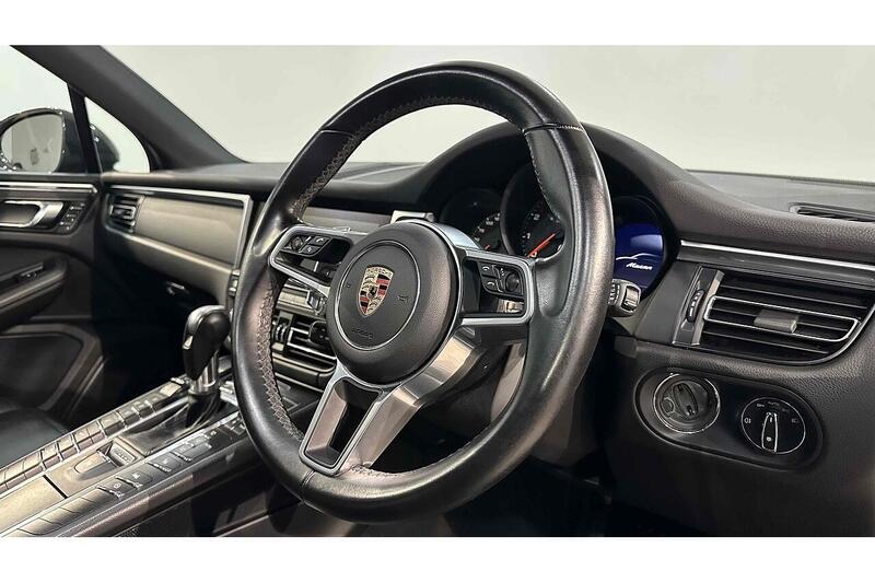 Used Porsche Macan 2019 for sale - 76784556: Photo 35