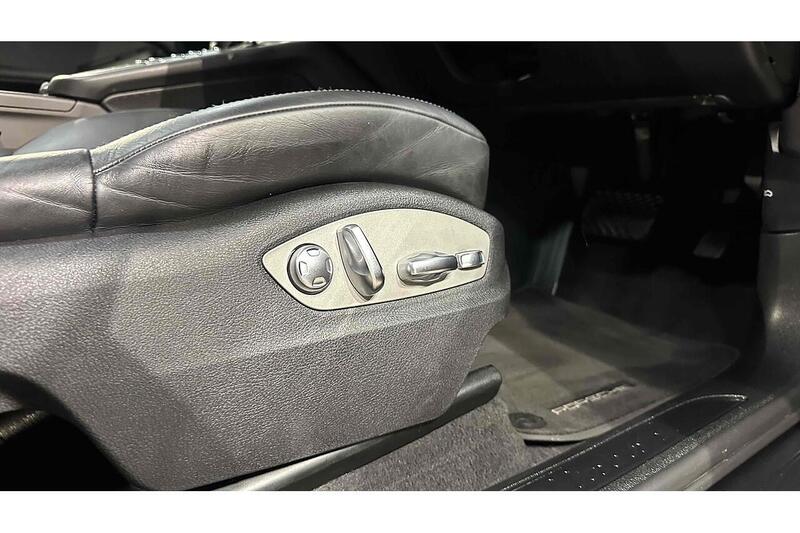 Used Porsche Macan 2019 for sale - 76784556: Photo 38