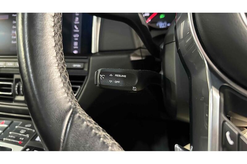 Used Porsche Macan 2019 for sale - 76784556: Photo 43
