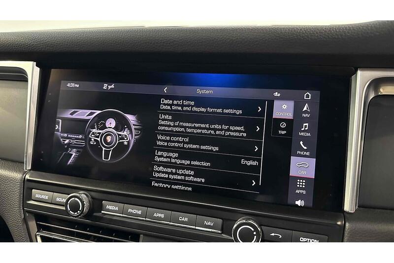 Used Porsche Macan 2019 for sale - 76784556: Photo 55