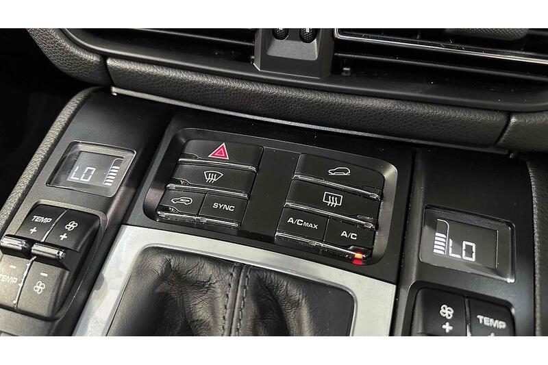 Used Porsche Macan 2019 for sale - 76784556: Photo 59