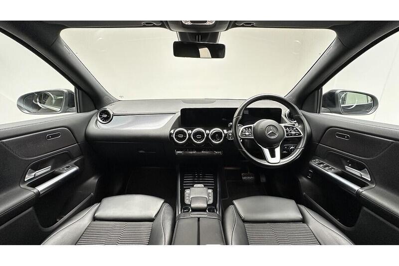 Used Mercedes-Benz GLA 2020 for sale - 77490661: Photo 2