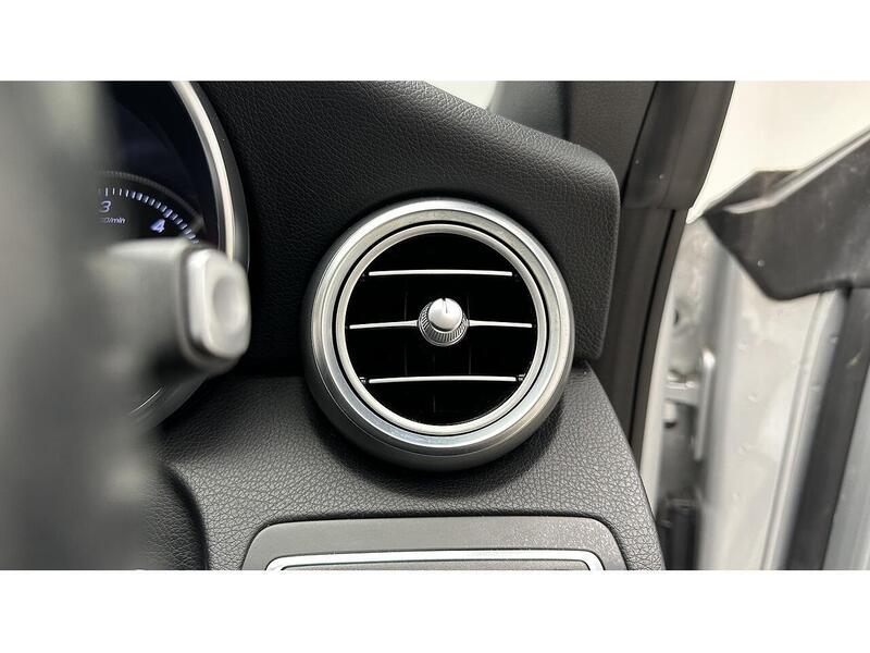 Used Mercedes-Benz C Class 2018 for sale - 76784521: Photo 41