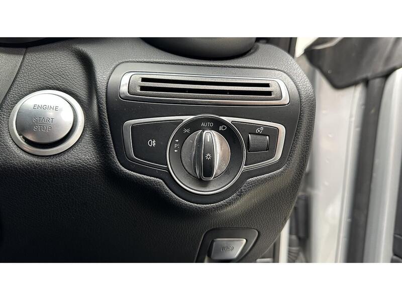 Used Mercedes-Benz C Class 2018 for sale - 76784521: Photo 42