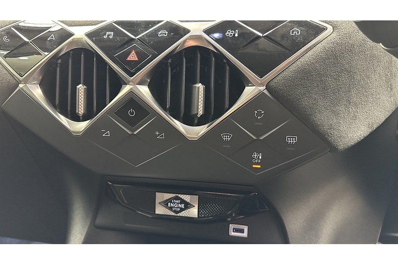 Used DS Automobiles DS 3 2023 for sale - 77298375: Photo 48