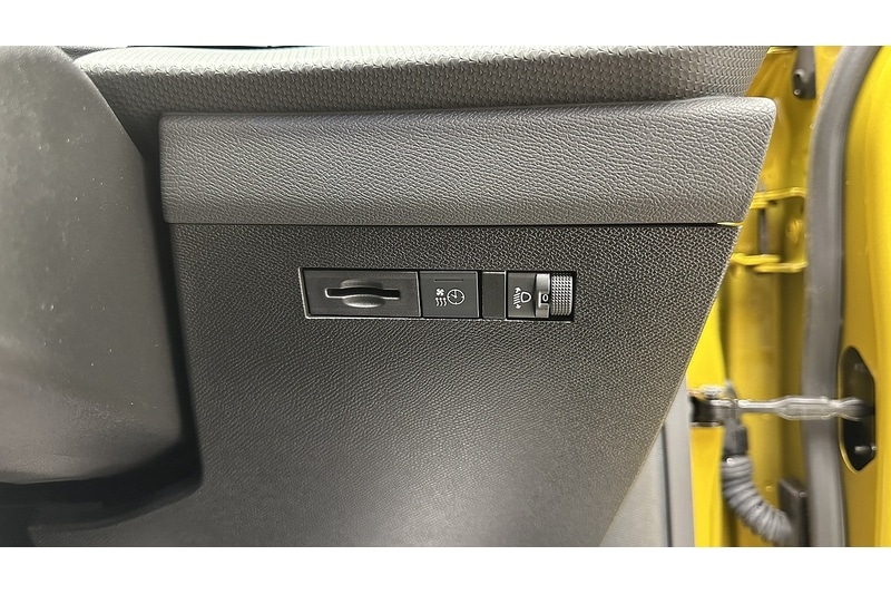 Used Vauxhall Astra 2024 for sale - 78213122: Photo 32