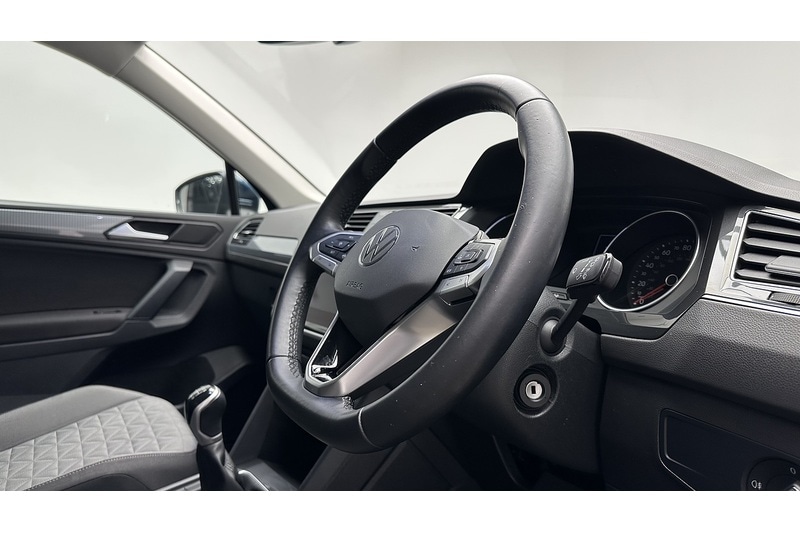 Used Volkswagen Tiguan 2021 for sale - 77003320: Photo 27