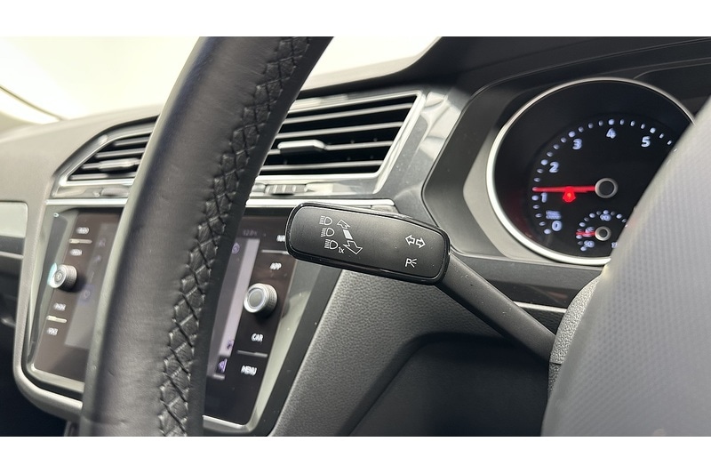 Used Volkswagen Tiguan 2021 for sale - 77003320: Photo 32