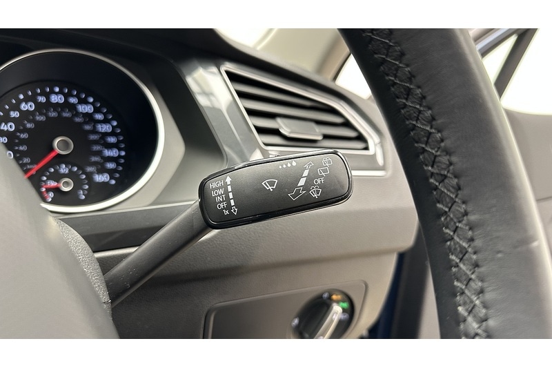 Used Volkswagen Tiguan 2021 for sale - 77003320: Photo 33