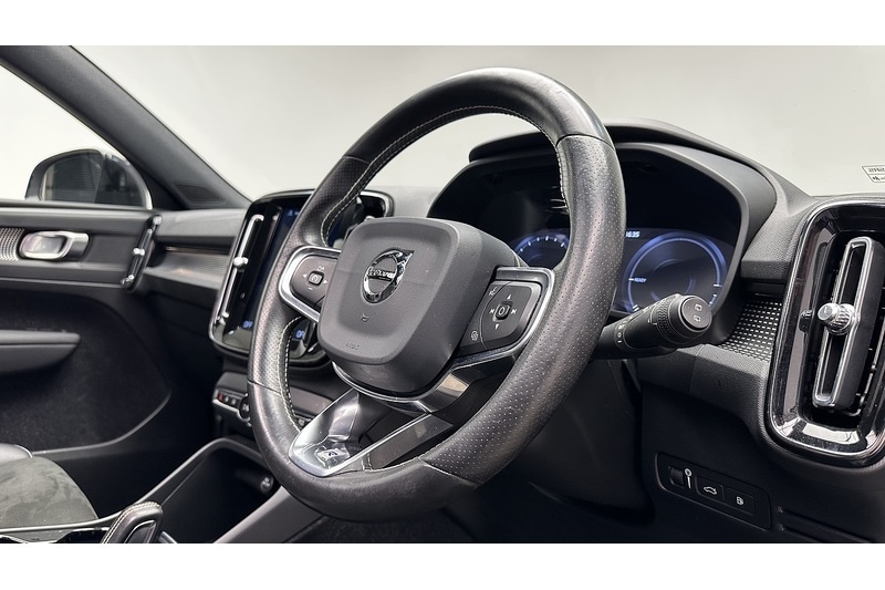 Used Volvo XC40 2020 for sale - 76784560: Photo 35