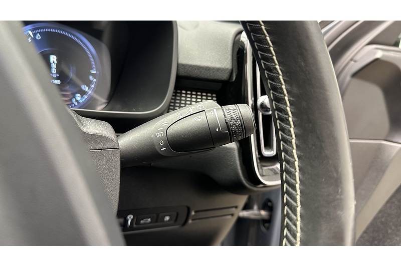 Used Volvo XC40 2020 for sale - 76784560: Photo 45