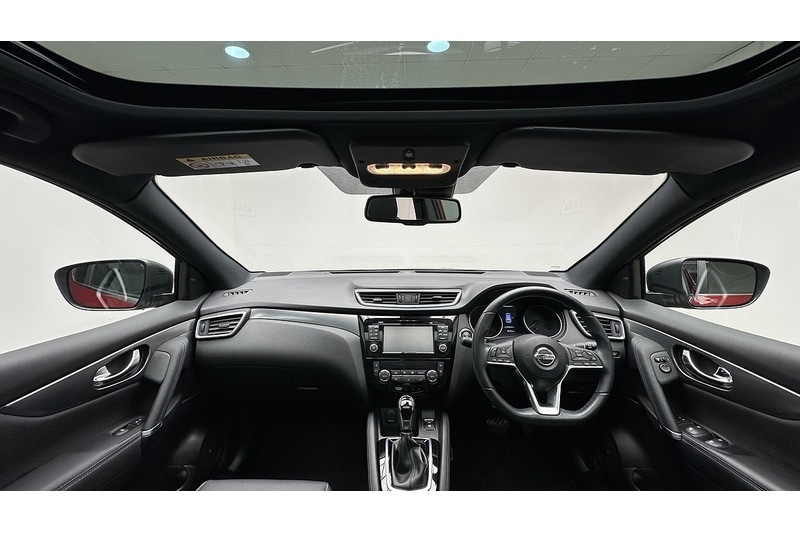 Used Nissan Qashqai 2018 for sale - 76784464: Photo 2