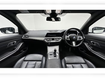 Used BMW 3 Series 2021 for sale - 76784405: Photo