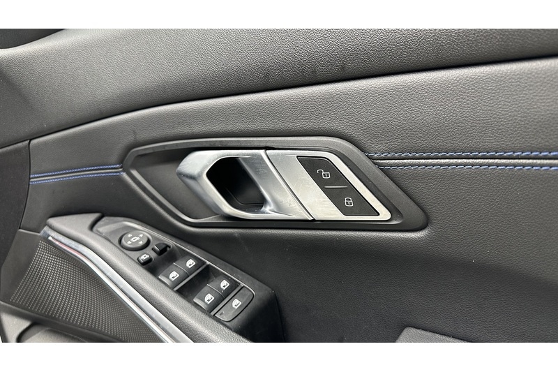 Used BMW 3 Series 2021 for sale - 76784405: Photo 31