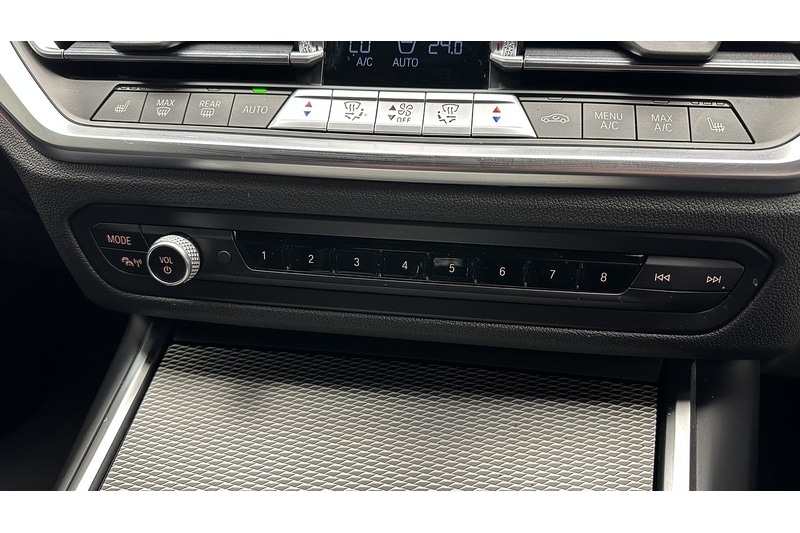 Used BMW 3 Series 2021 for sale - 76784405: Photo 50