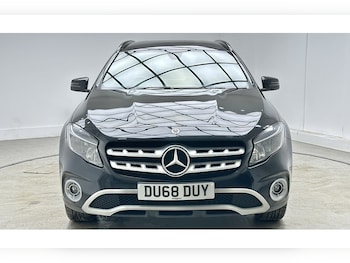 Used Mercedes-Benz GLA 2018 for sale - 77530319: Photo