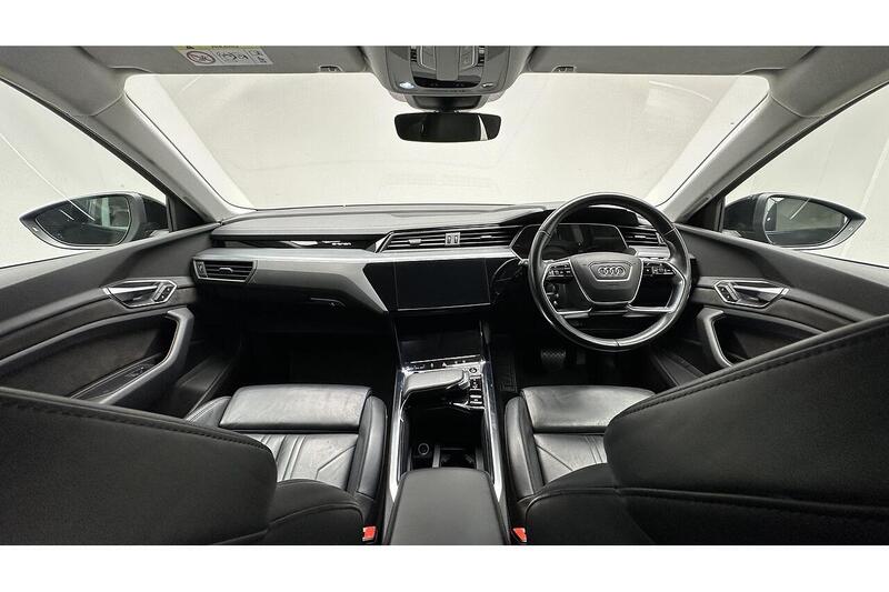 Used Audi e-tron 2020 for sale - 76784592: Photo 2