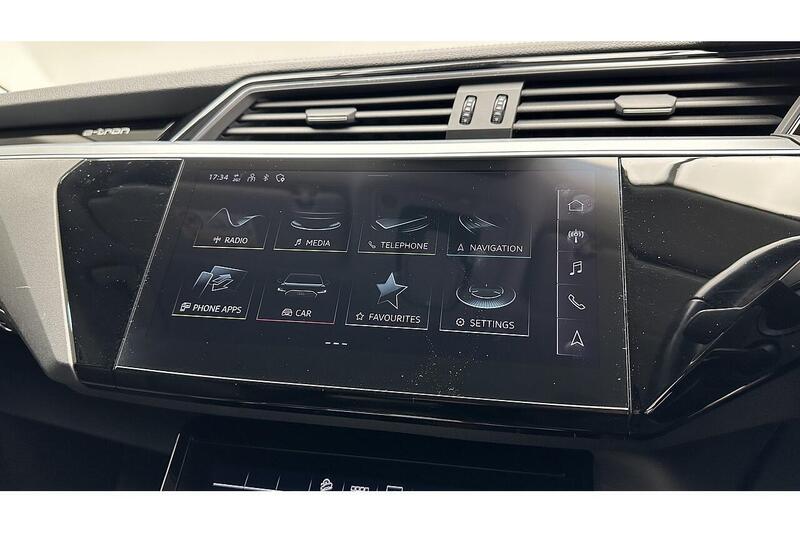 Used Audi e-tron 2020 for sale - 76784592: Photo 49