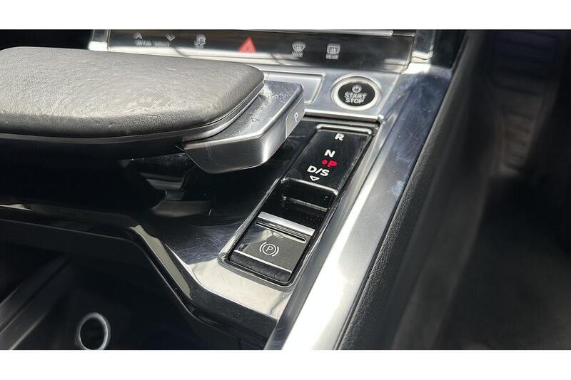 Used Audi e-tron 2020 for sale - 76784592: Photo 55