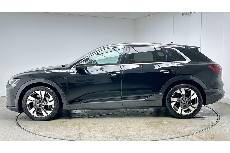 Used Audi e-tron 2020 for sale - 76784592: Photo 8