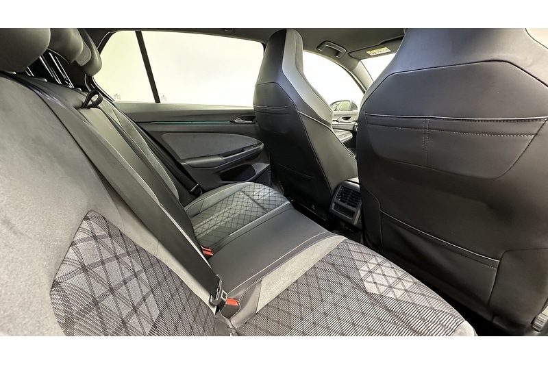 Used Volkswagen Golf 2021 for sale - 76784425: Photo 26