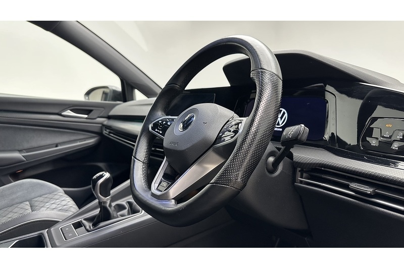 Used Volkswagen Golf 2021 for sale - 76784425: Photo 29