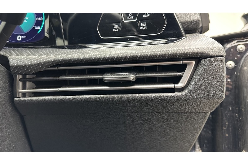 Used Volkswagen Golf 2021 for sale - 76784425: Photo 33