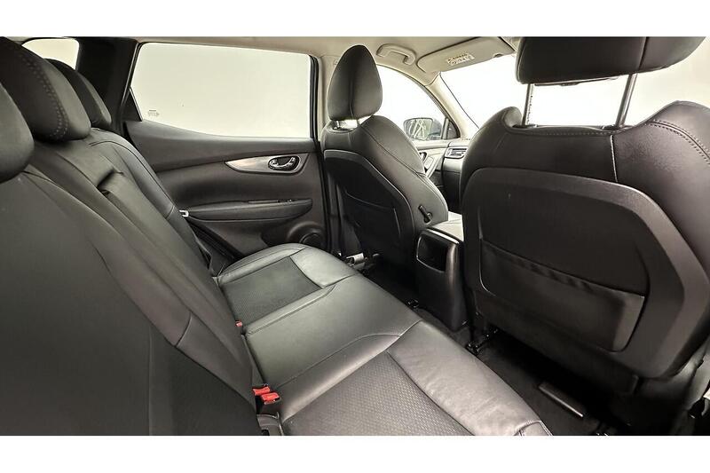 Used Nissan Qashqai 2017 for sale - 76784507: Photo 25